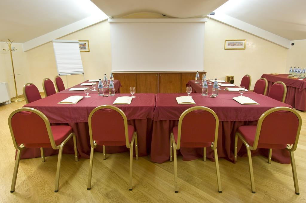 As Hotel Dei Giovi Cesano Maderno Bisnis foto