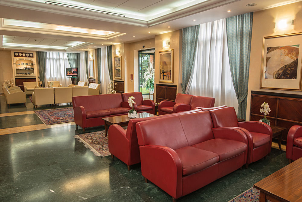 As Hotel Dei Giovi Cesano Maderno Bagian luar foto